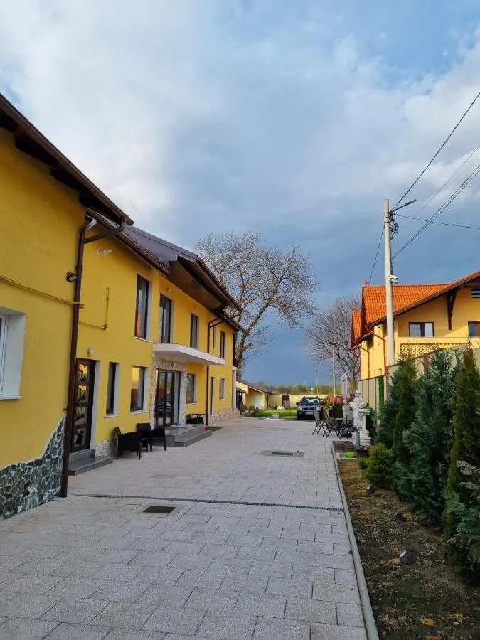 Izabella Guest House