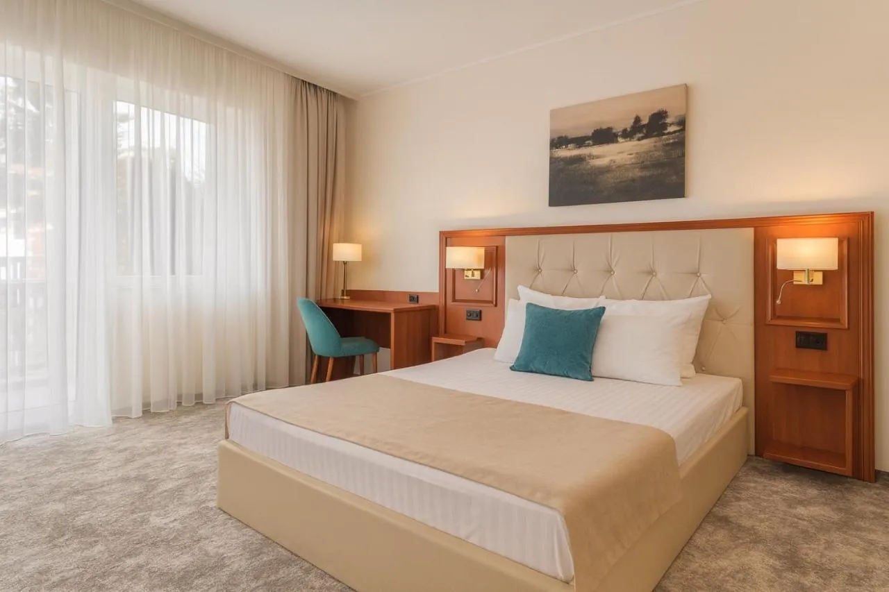 Athos Hotel