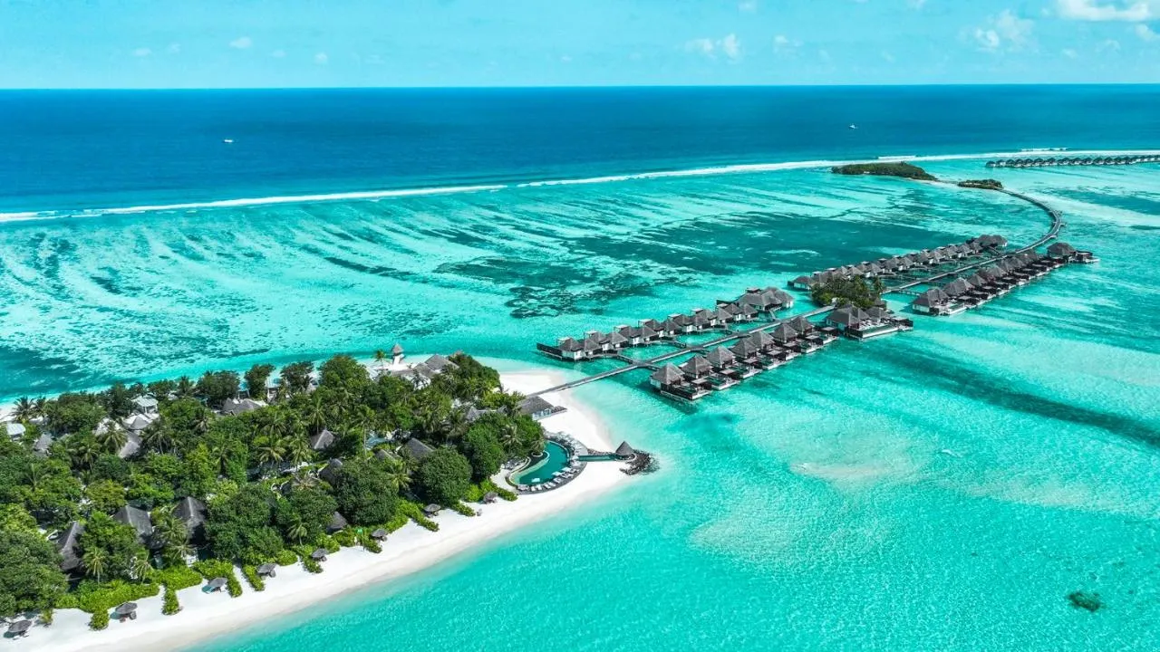Four Seasons Resort At Kuda Huraa