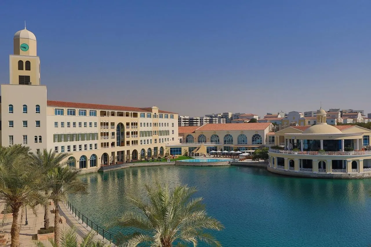 Millennium Lakeview Hotel