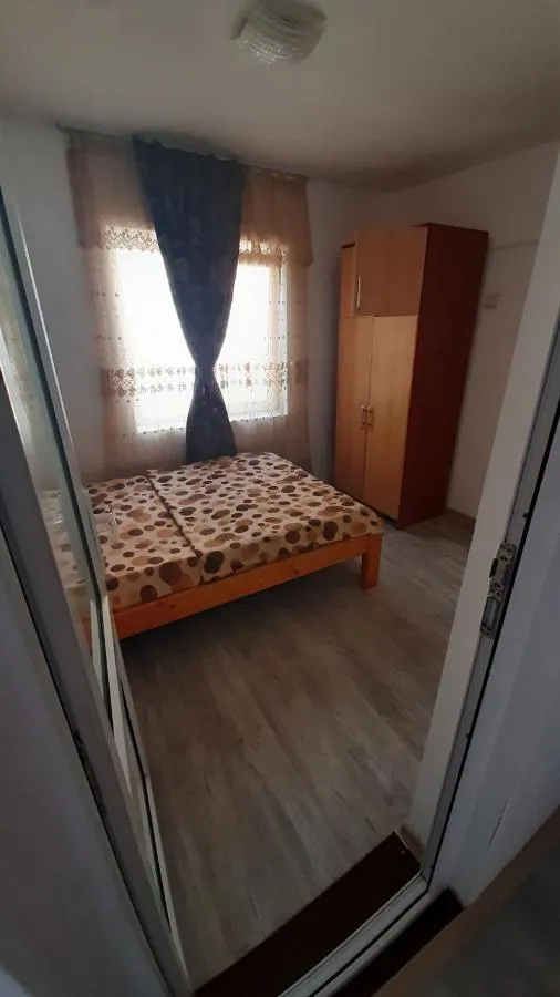 '