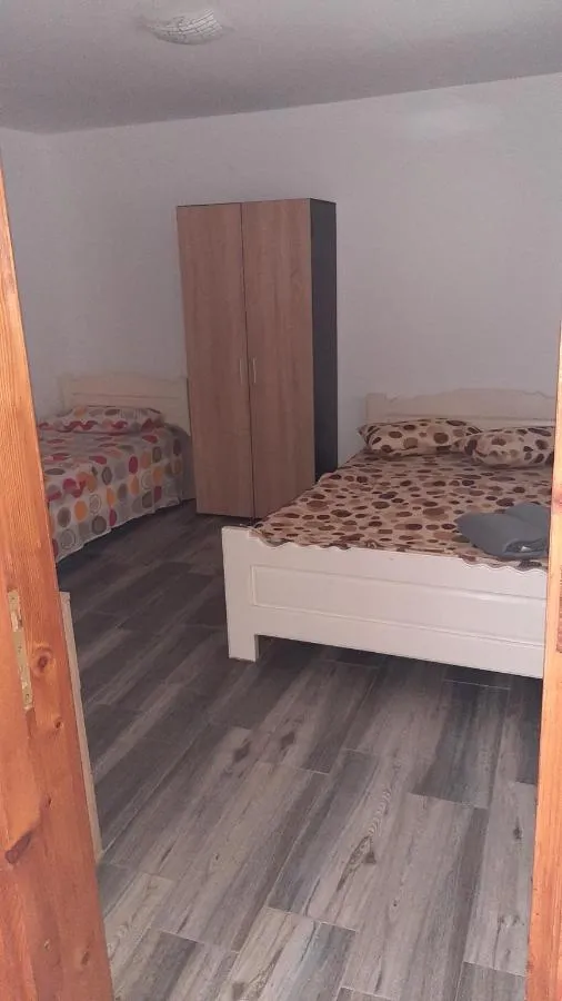 '