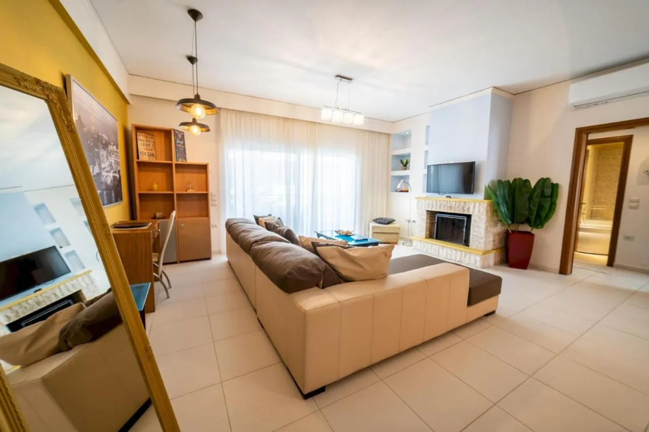 Heronissos Apartment