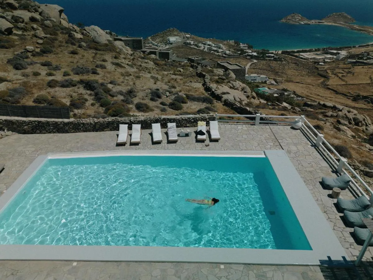 Mykonos Supreme Comfort Suites