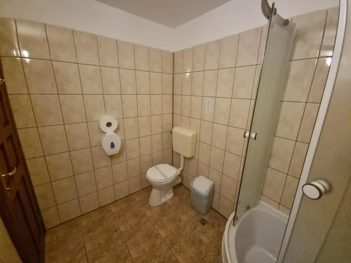 '
