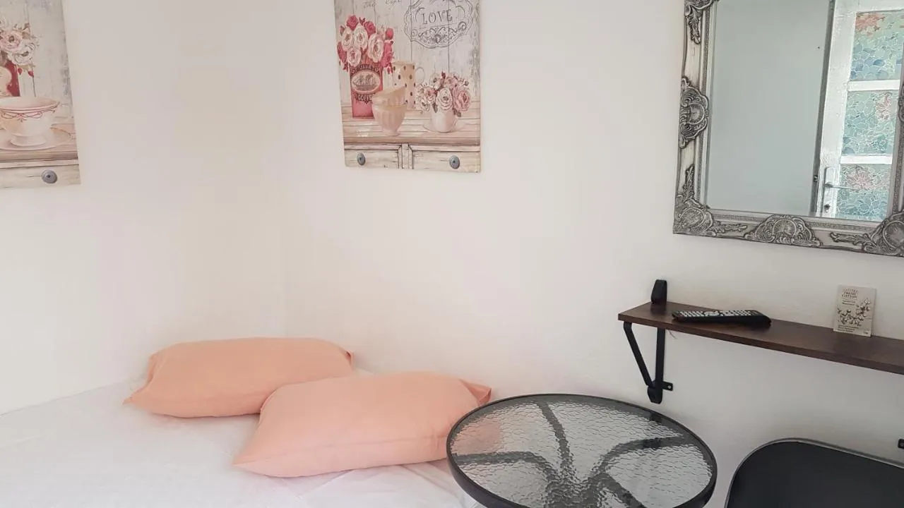 '