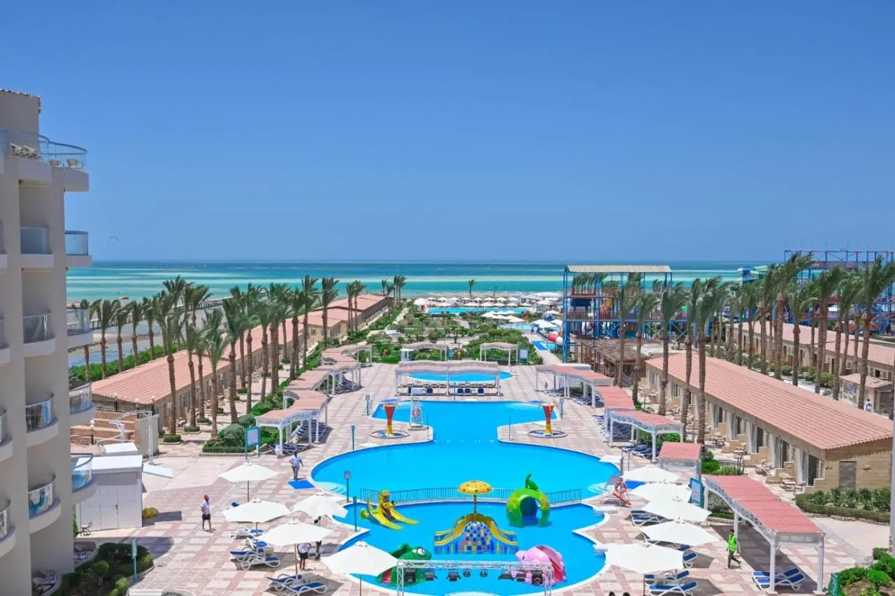 Riviera Aqua Park Resort