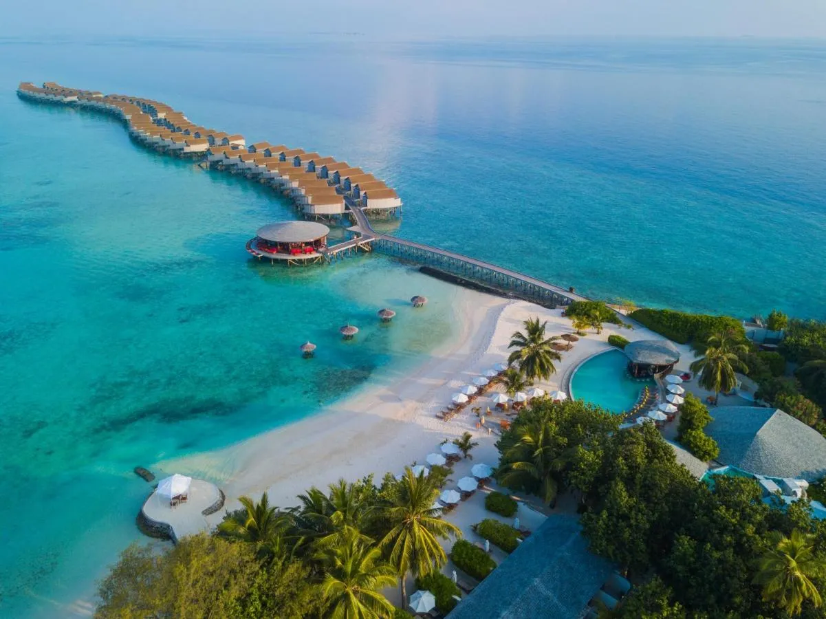 Centara Ras Fushi Resort & Spa Maldives