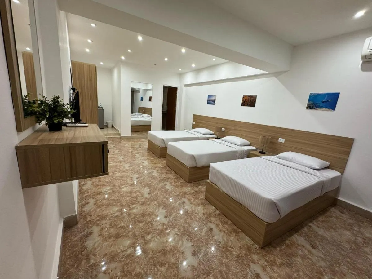 Lilly Rooms & Studios