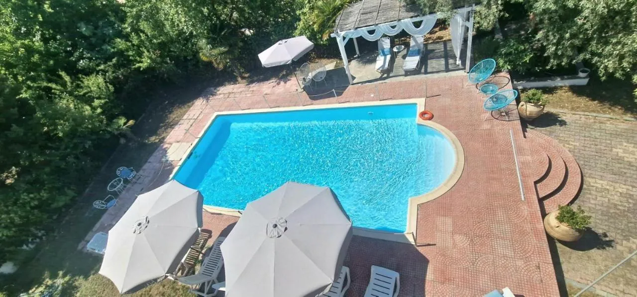 '