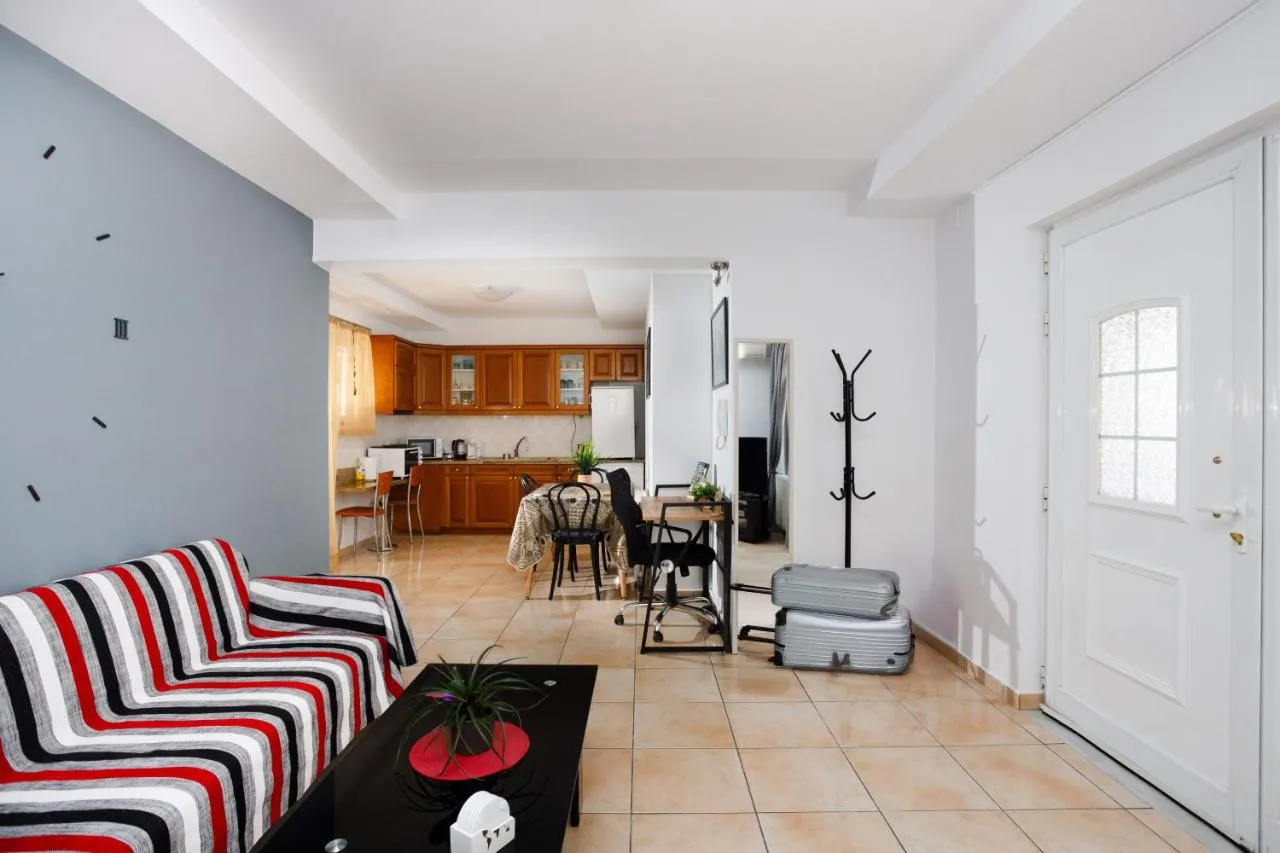 Sunrise Apartments