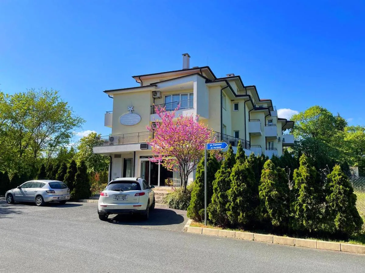 Ravda Family Resort. Park & Sea