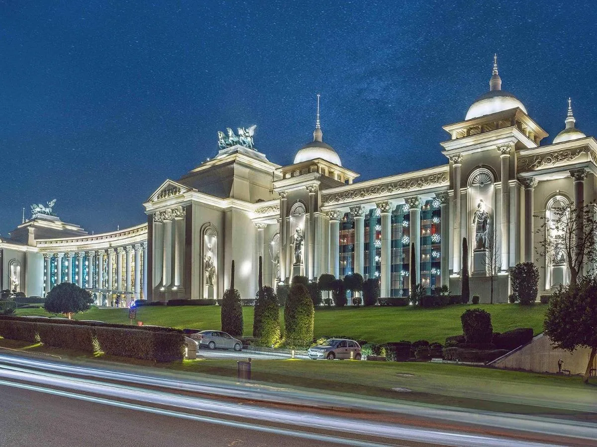 The Land Of Legends Kingdom Hotel