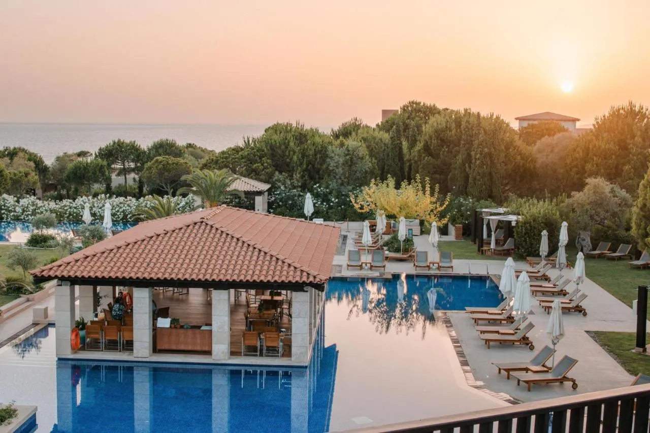 Romanos, A Luxury Collection Resort