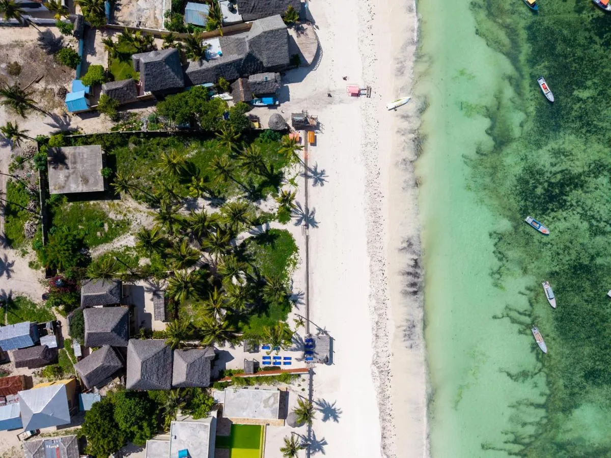 Shanuo Beach Bungalows