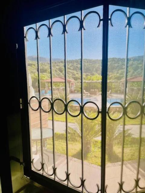 '
