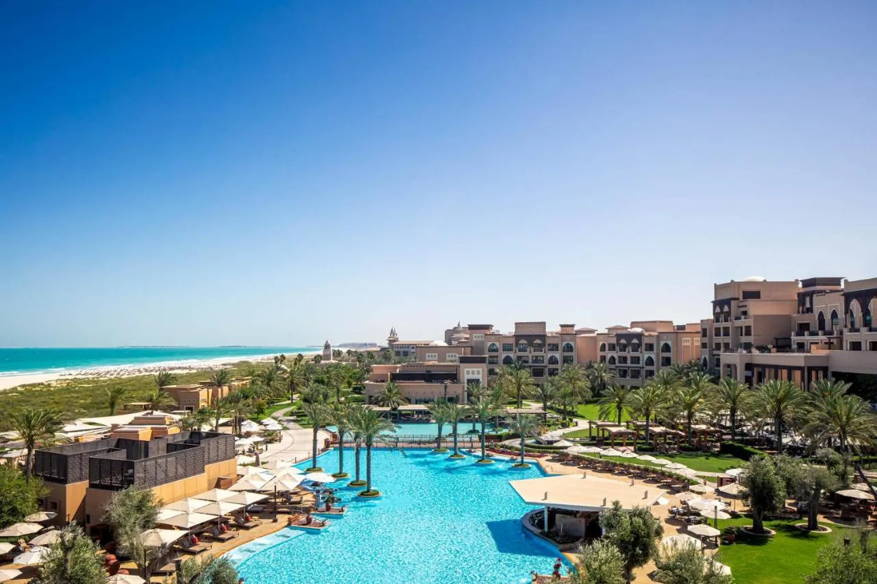 Saadiyat Rotana Resort & Villas