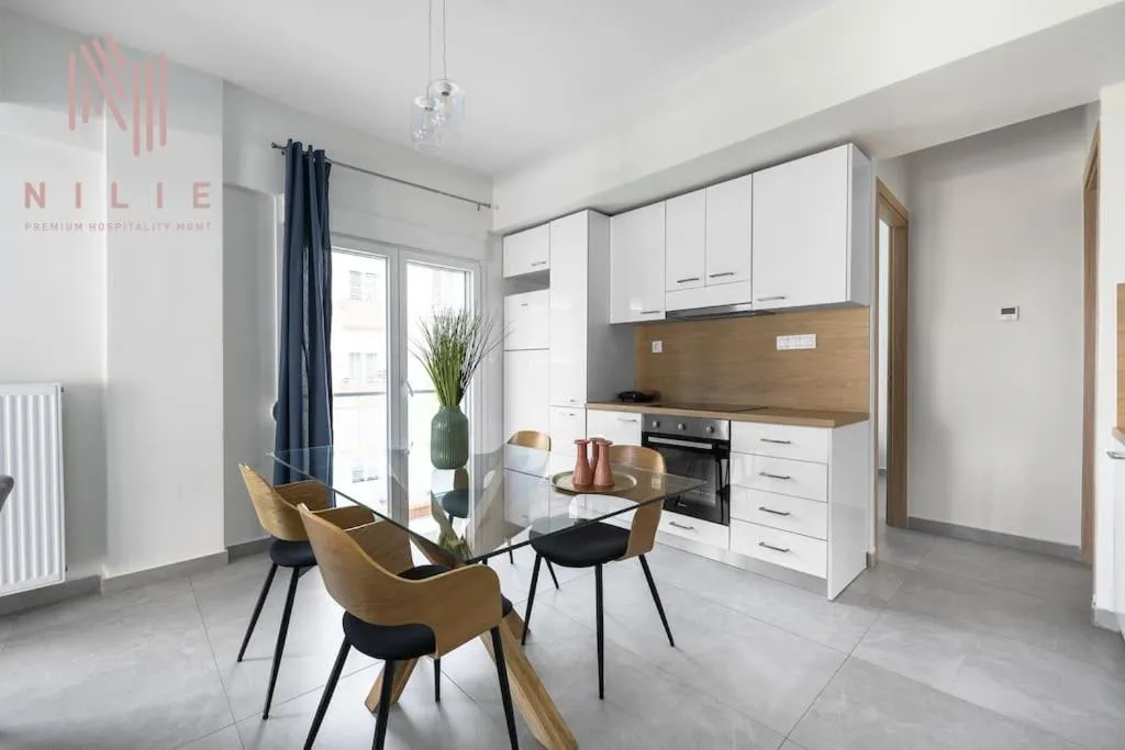 Azul, Nilie Hospitality Mgmt