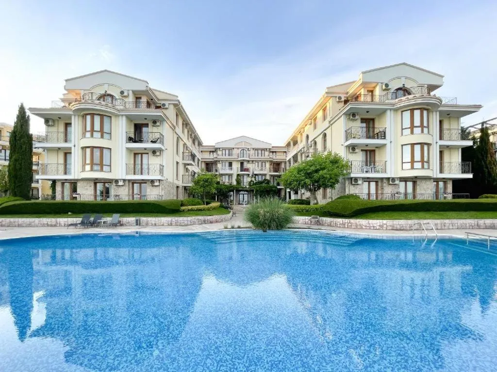 Royal Bay Private Apartment Bsr 2