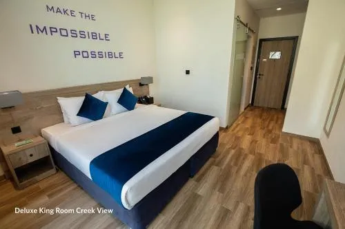 Grand Kingsgate Waterfront by Millennium Hotels