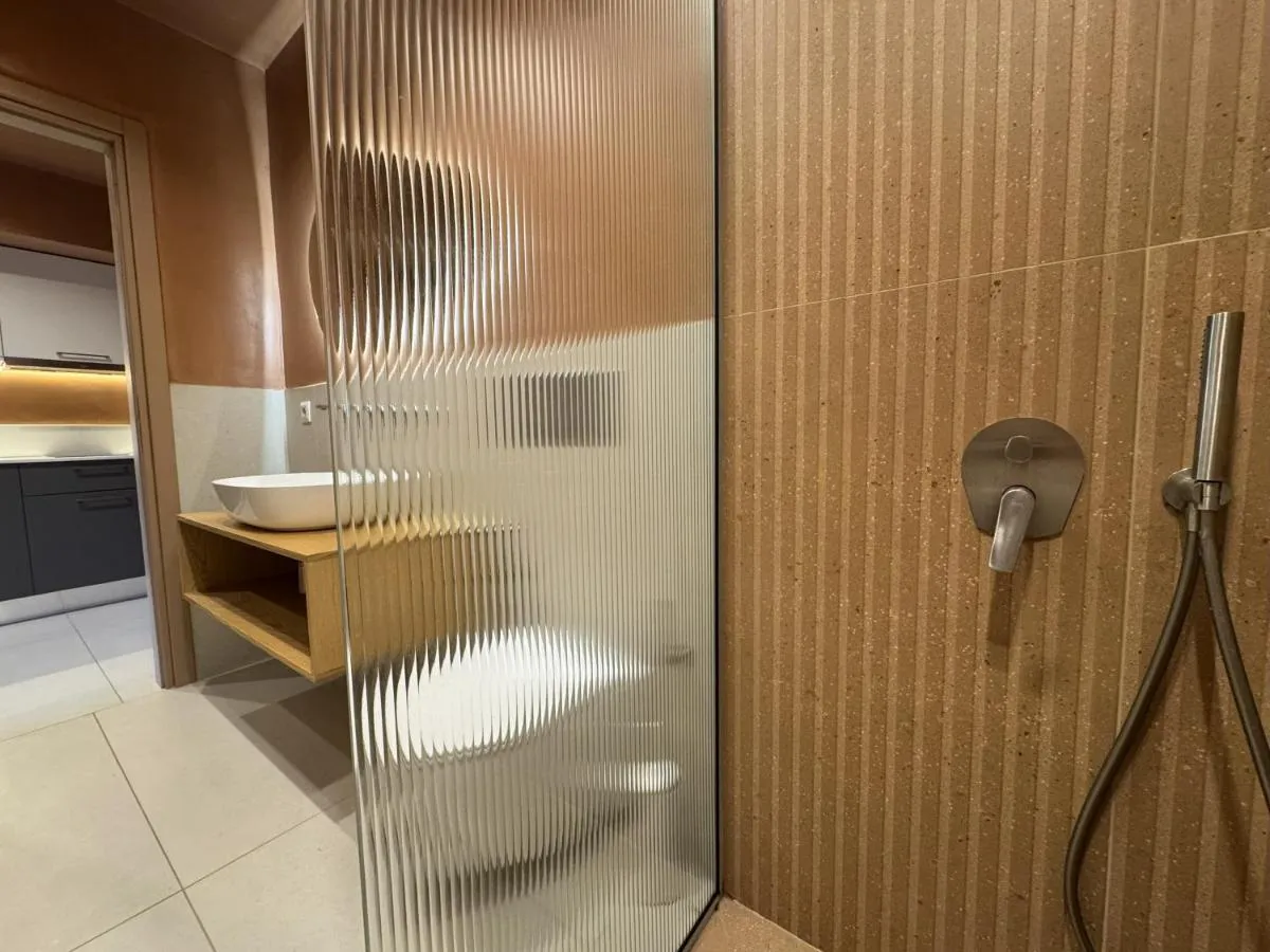 '