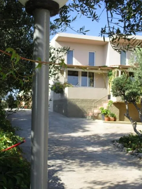 '