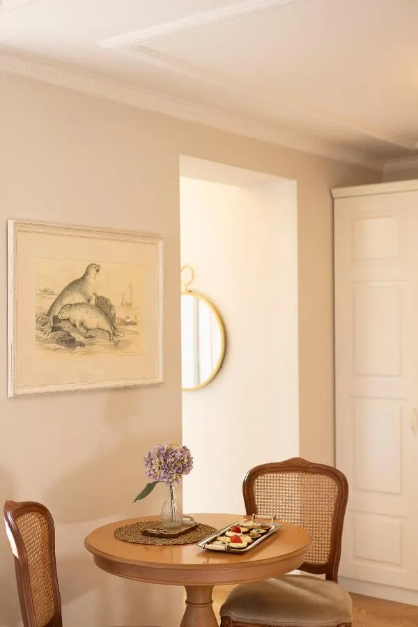 '