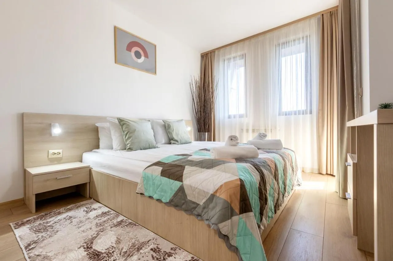 Ocharovatelno Mqsto S Neustoima Gledka I Spa Relaks