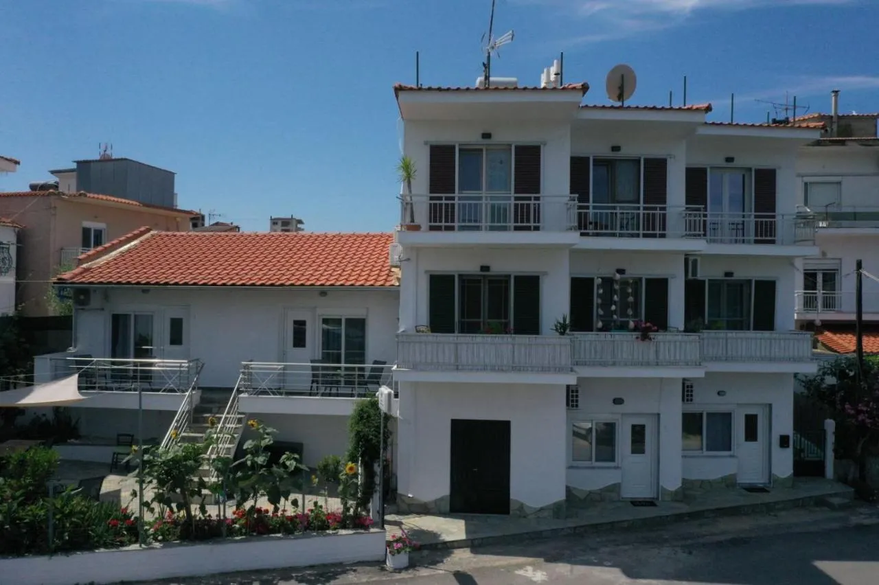 Doukas Apartments