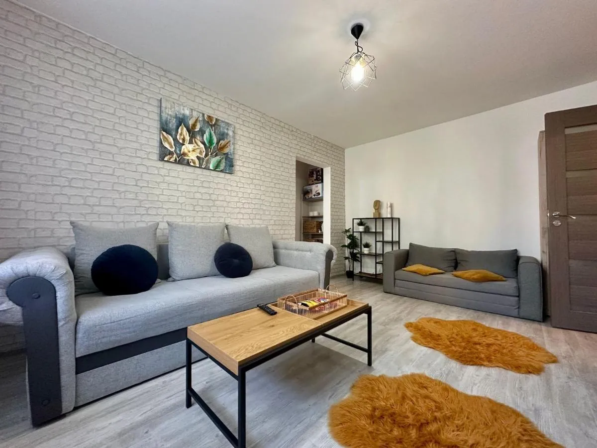 Londof Apartments New Center