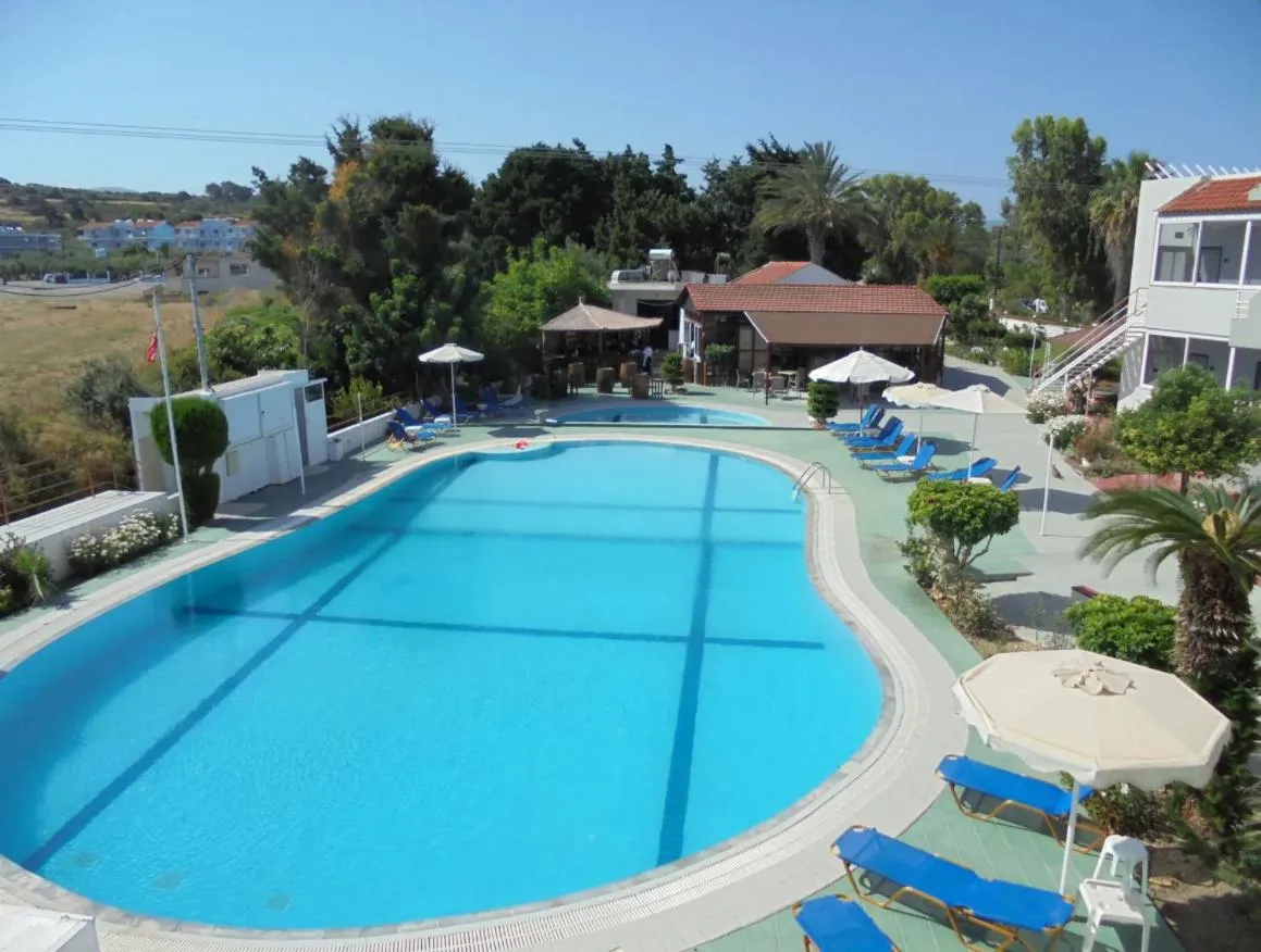 Asterias Bay Hotel