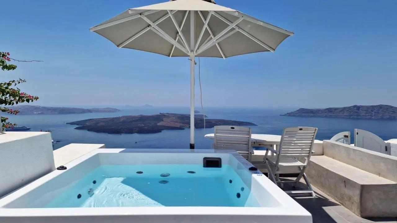 Dimitrios Cave House