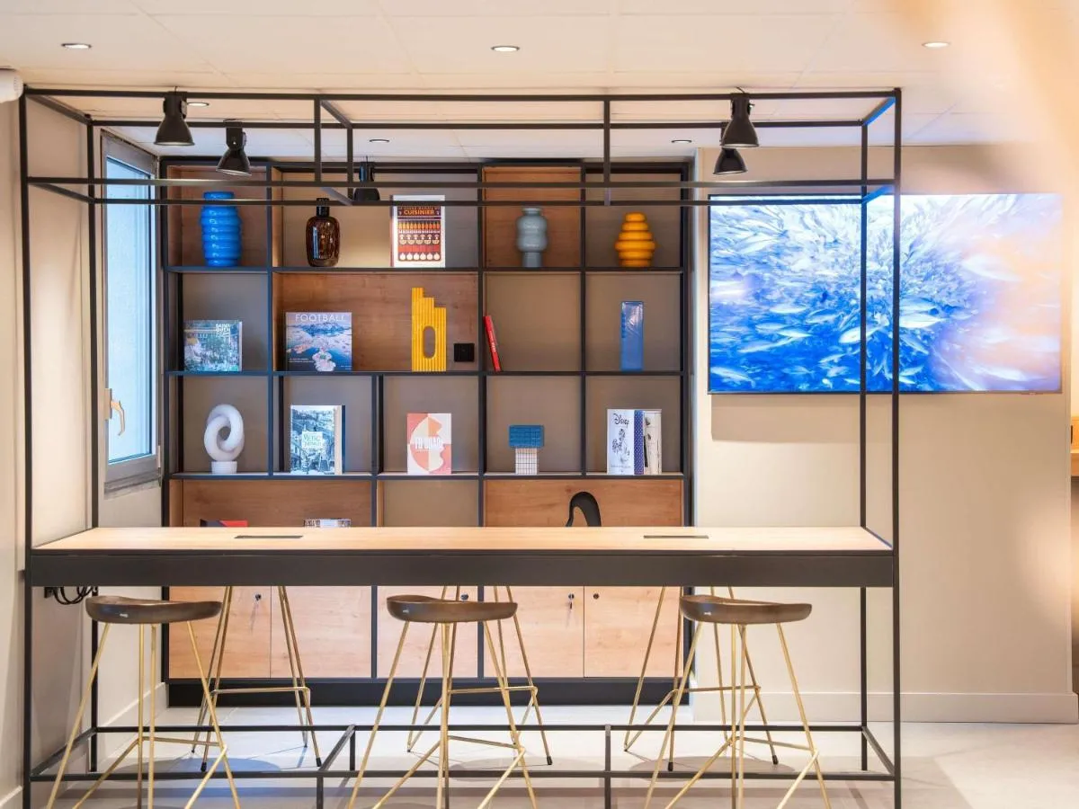 Kyriad Paris Nord Porte de Saint-ouen