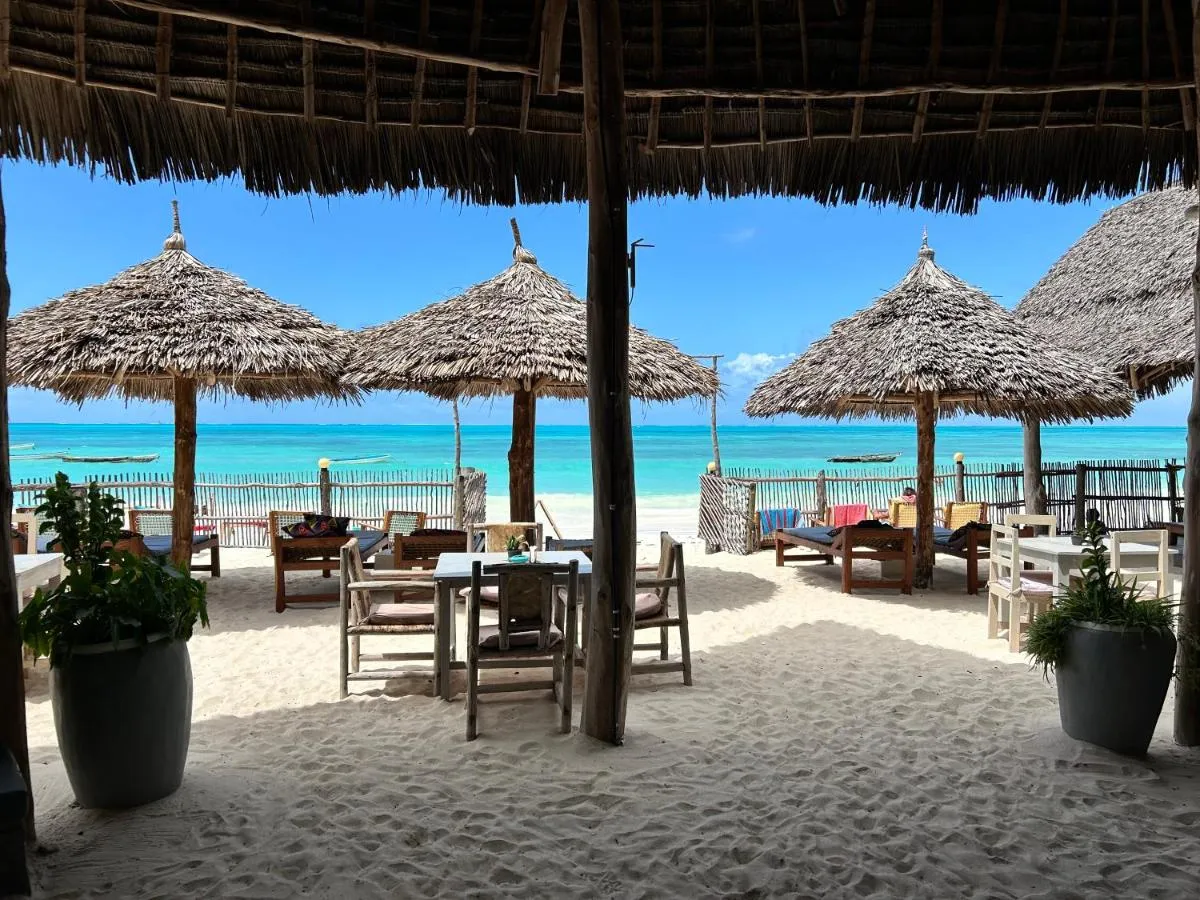 Bahari Pizza Restaurant Bungalows