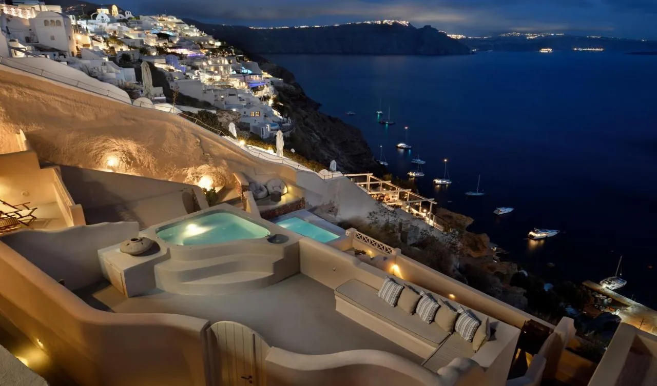 The A Collection, Oia by K & K