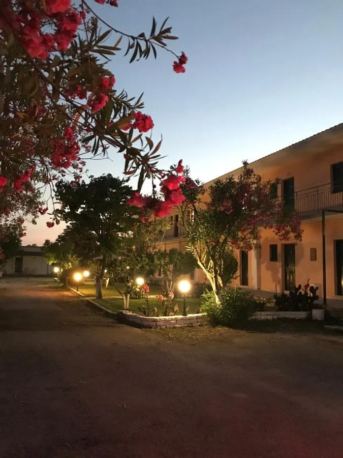 Studio Banos Apartments & Swimming Pool