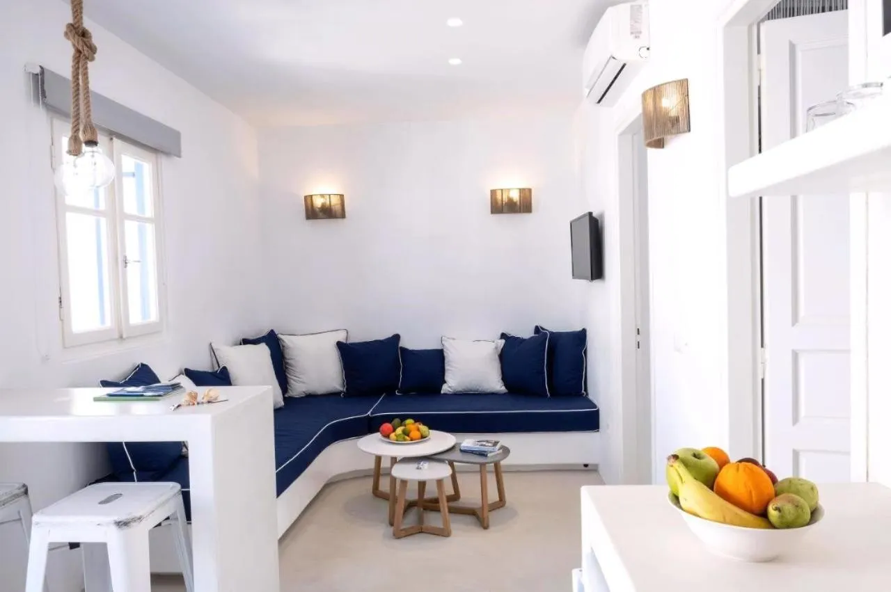 Hyades Mykonos Apartments & Studios