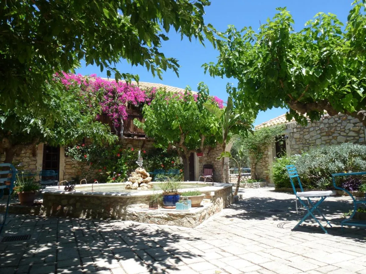 Tsivouli Accommodation