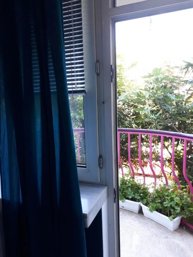 '