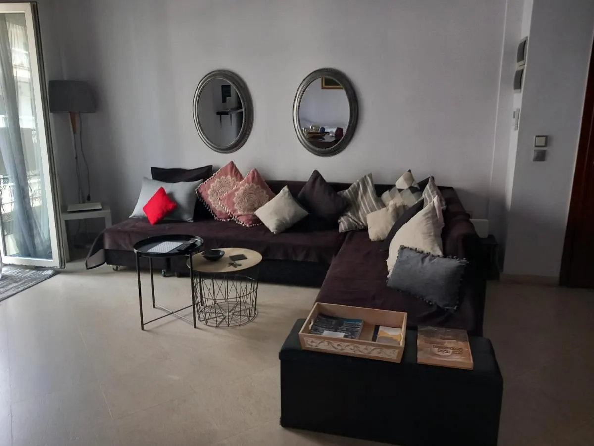 Karolou Dil Central Luxury & Business Appartment