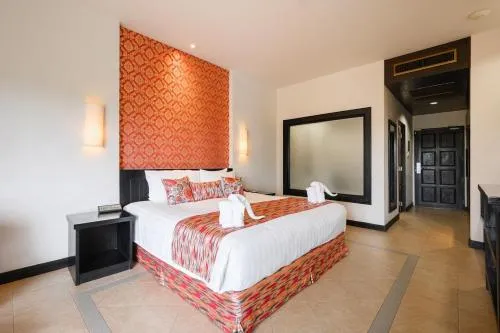 Horizon Karon Beach Resort & Spa