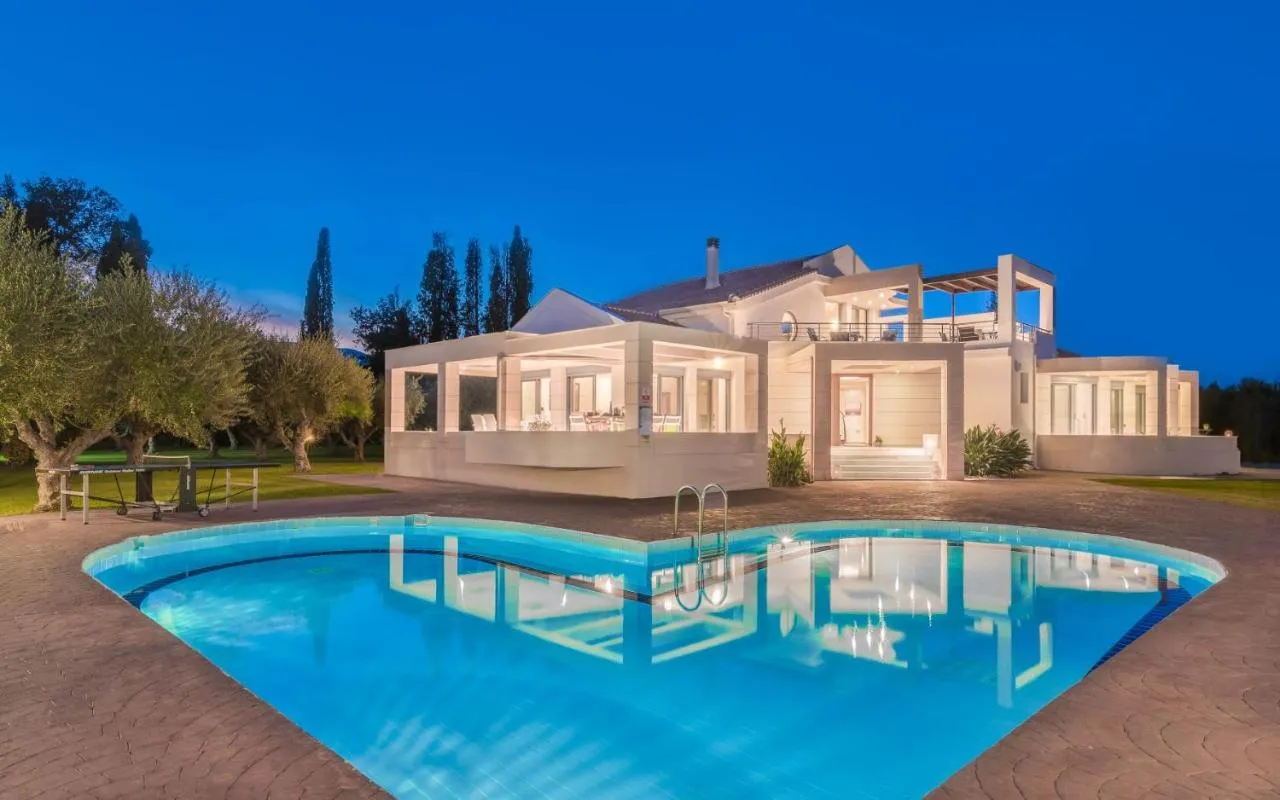 Astarte Villas Istar Villa With Tennis Court