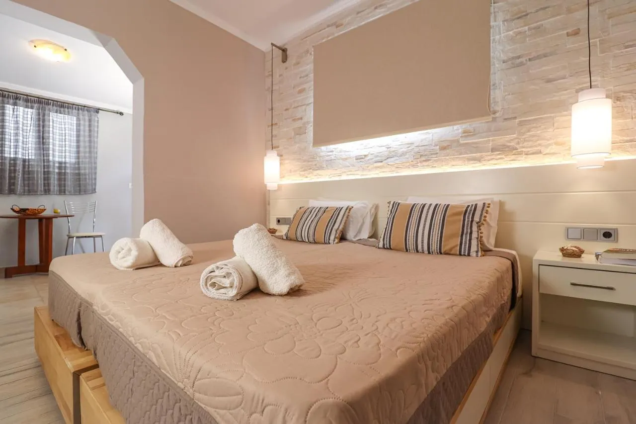 Dolphin Apartments Palaiokastritsa