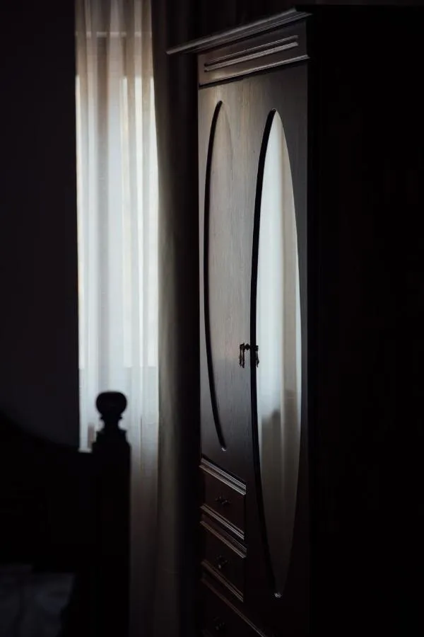 '