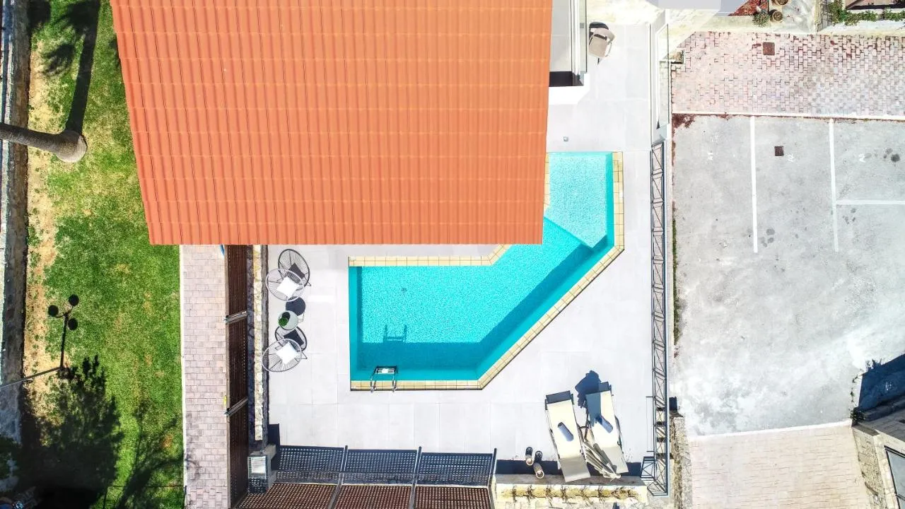 '