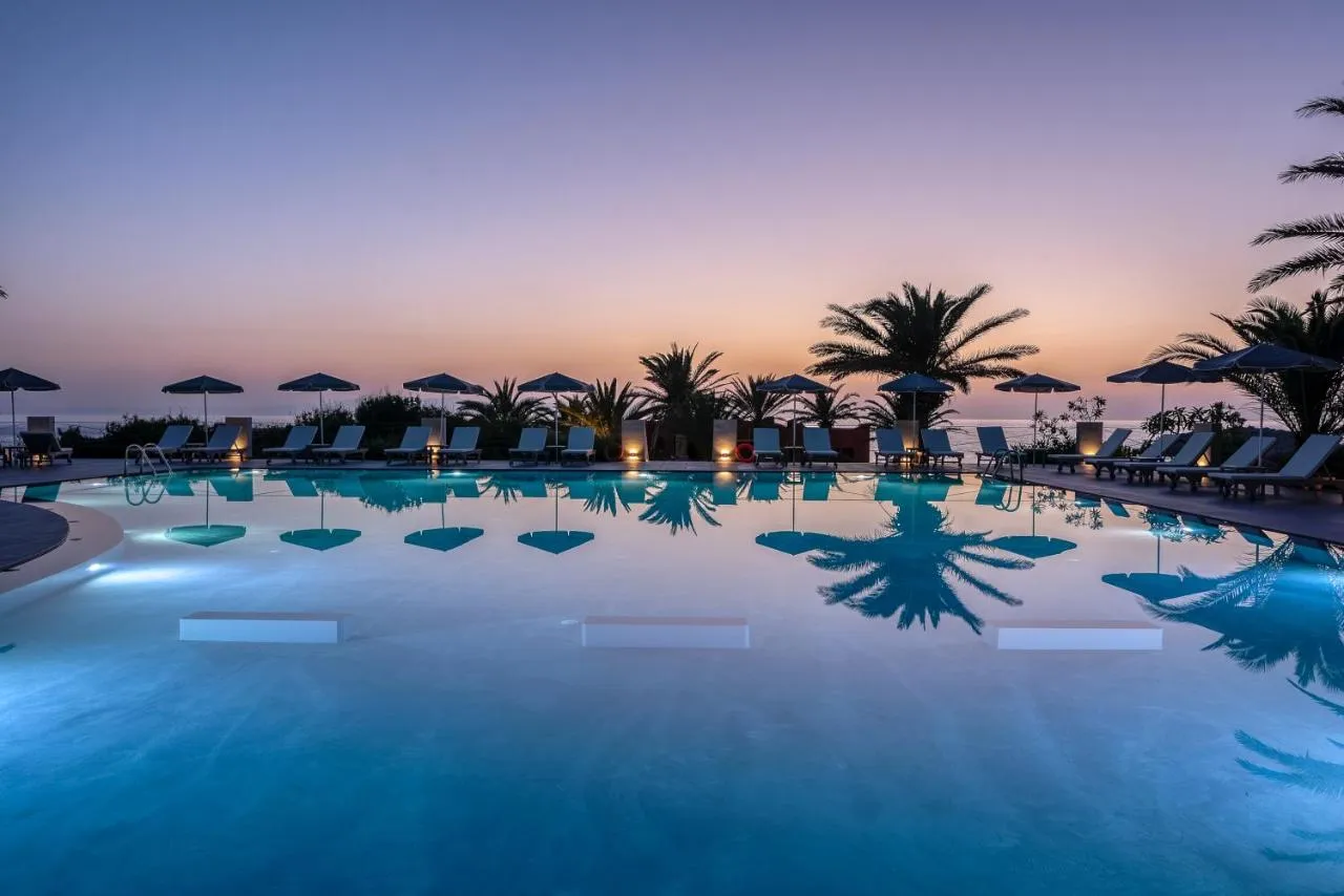 Georgia Vicky Studios & Apartments