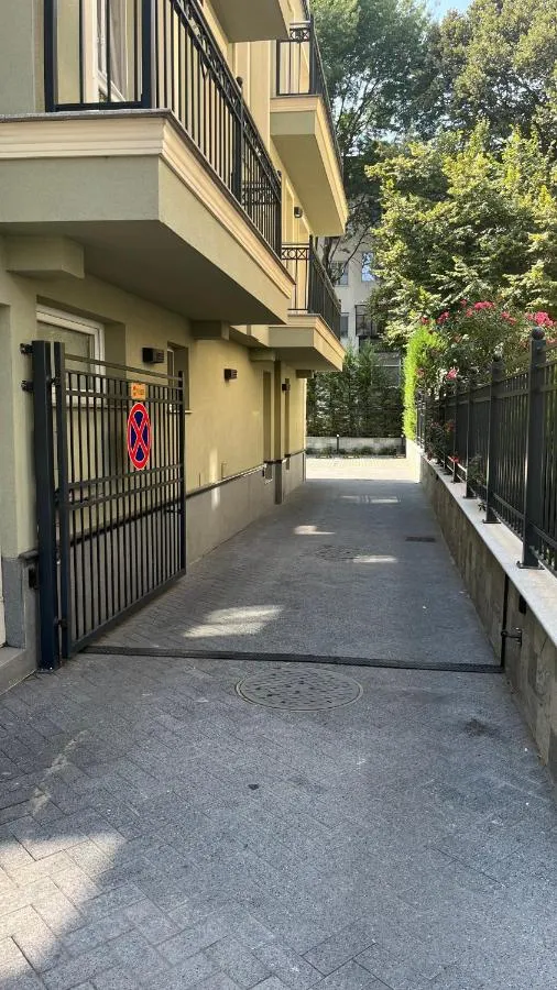 '