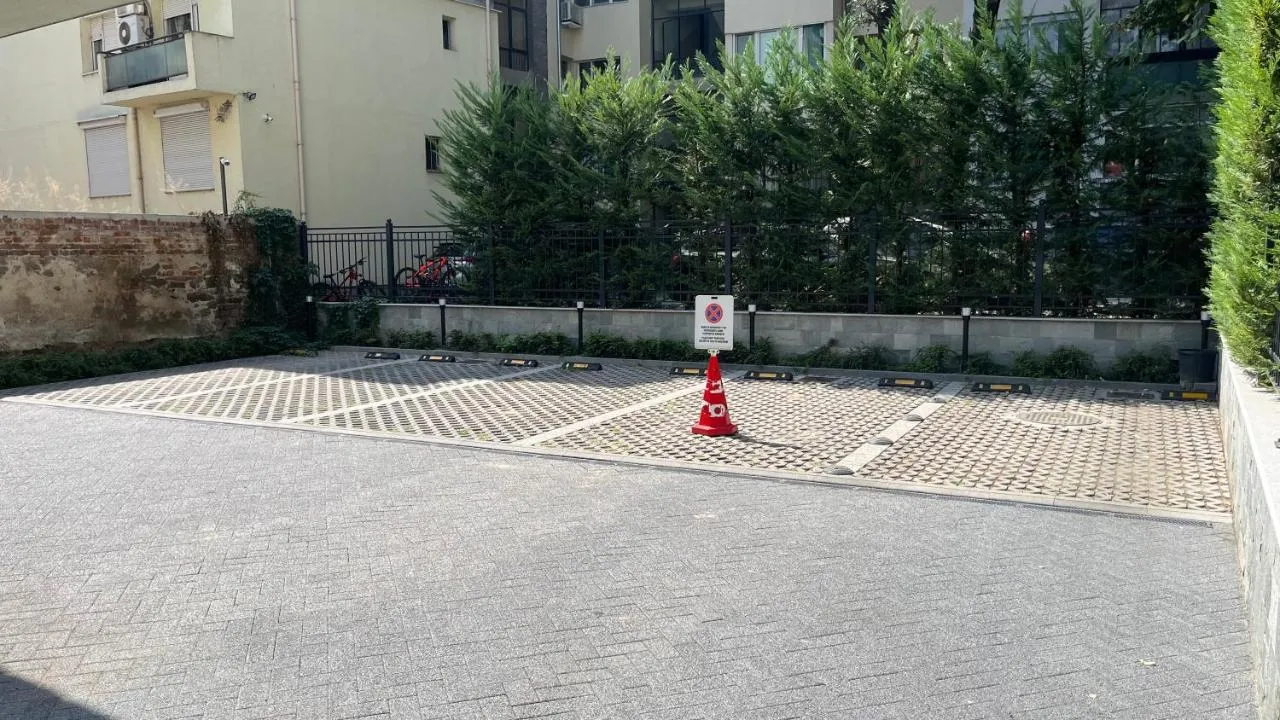 '