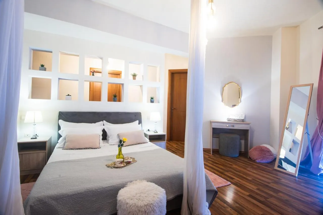 Villa Marena Extraordinary Views by Ghh