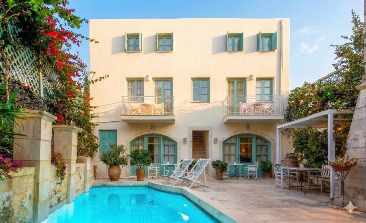 Mythos Boutique Hotel